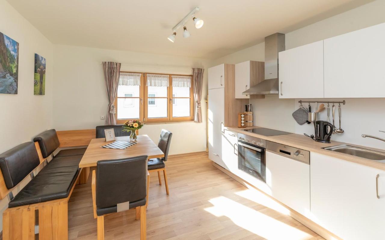 Rittersstuben Apartman Garmisch-Partenkirchen járás Szoba fotó