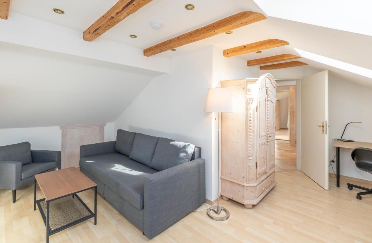 Rittersstuben Apartman Garmisch-Partenkirchen járás Szoba fotó
